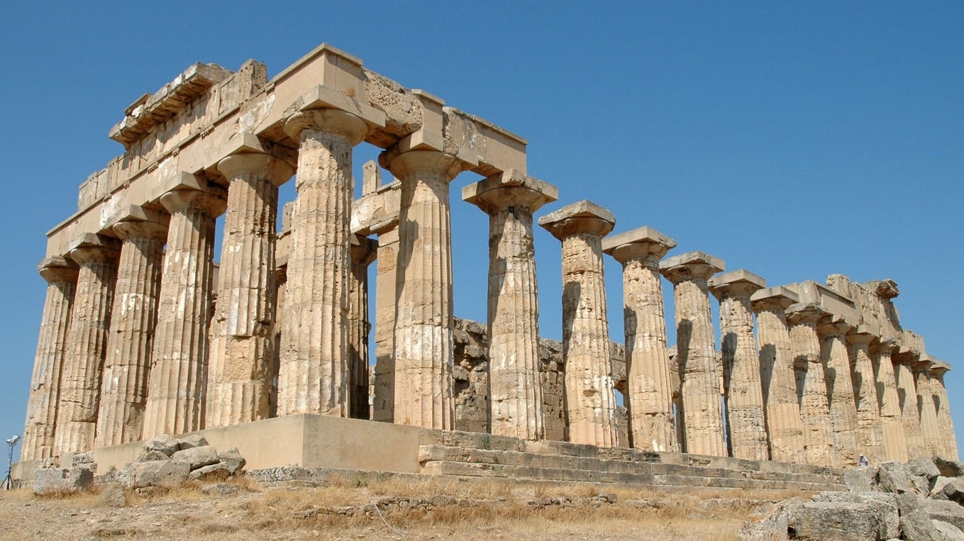 Ruine eines griechischen Tempels