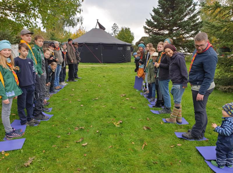 Begegnungsgottesdienst im Pfadfindergarten